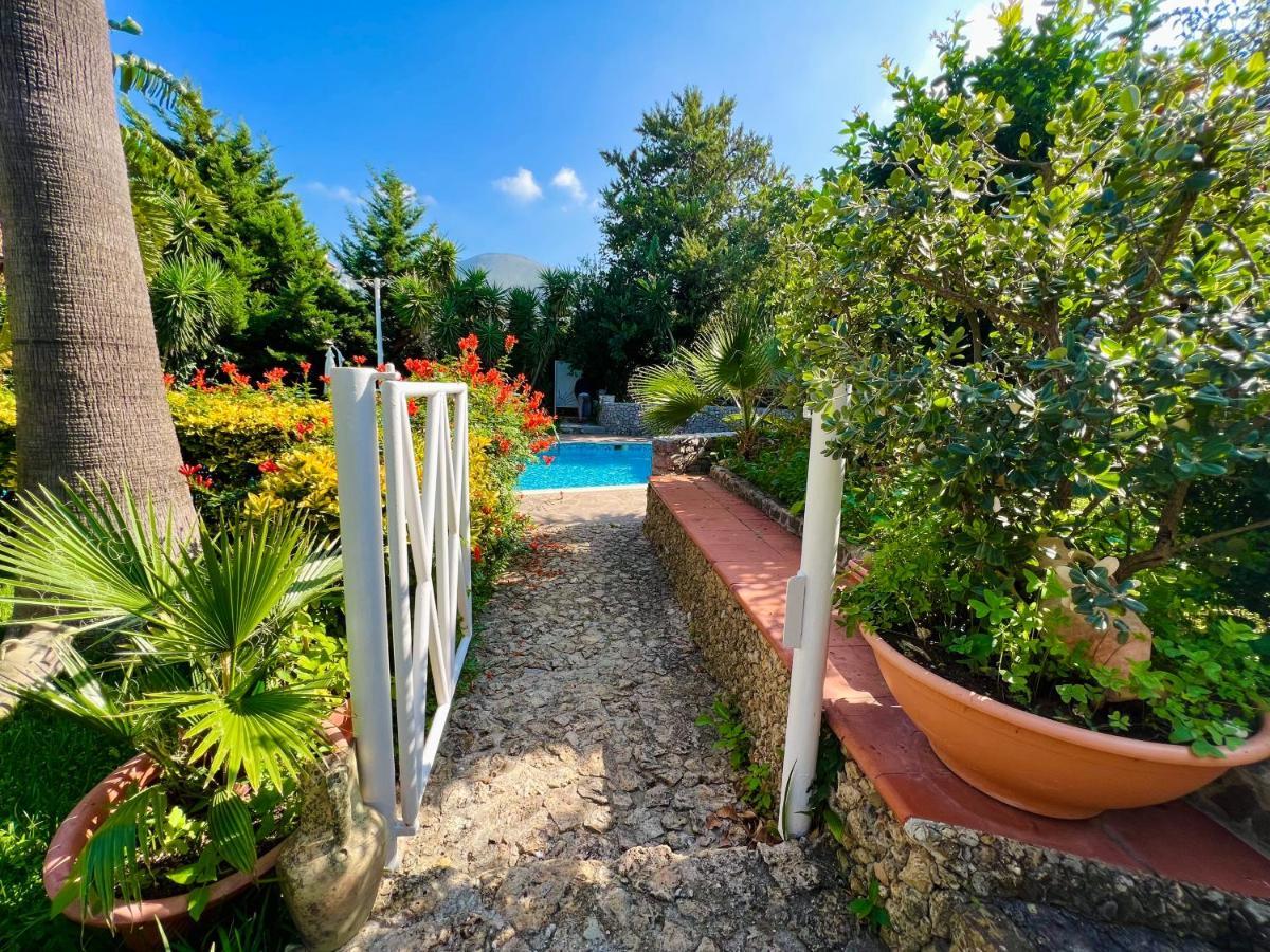 Villa Talia Carini Exterior foto
