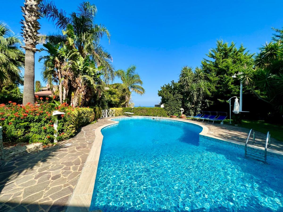 Villa Talia Carini Exterior foto
